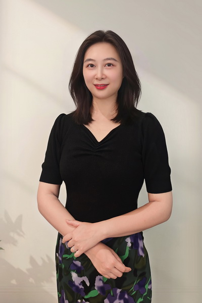 赵婷.jpg