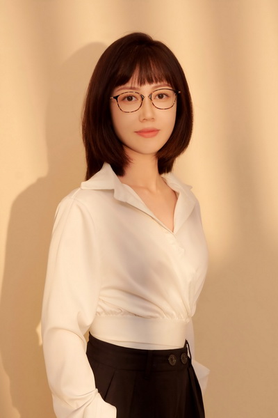 王丽.jpg